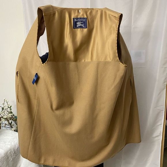 Burberrys London Vintage Camel Tan Trench
Coat Tan Wool Liner - Picture 13 of 15